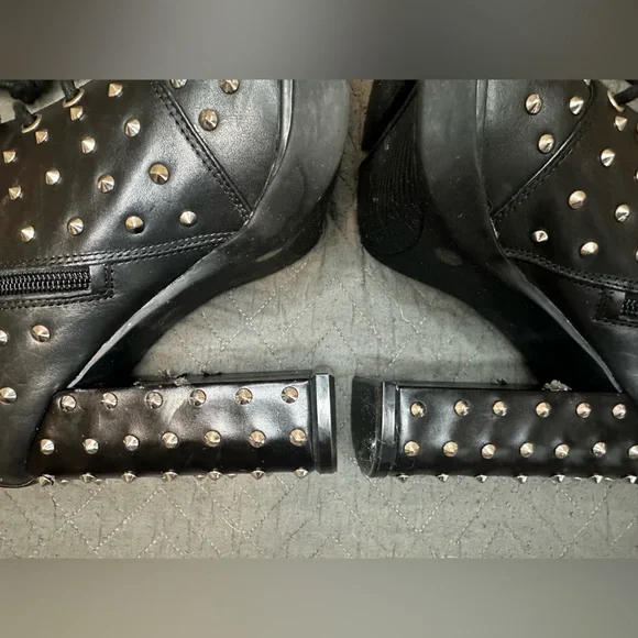 Gianni Bini Studded Lace Up Ankle Boots Black Block Heel Buckle Women’s 9.5 - Picture 6 of 11